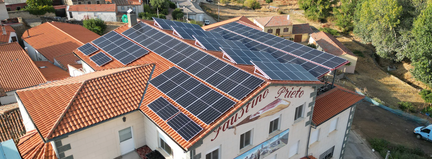 Empresa de producción de productos ibéricos instala placas solares para autoconsumo