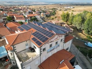 Instalacion de autoconsumo solar de Jamones y Embutidos Faustino prieto realizada por Auro Solar Energía